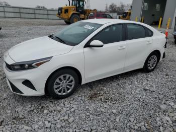  Salvage Kia Forte