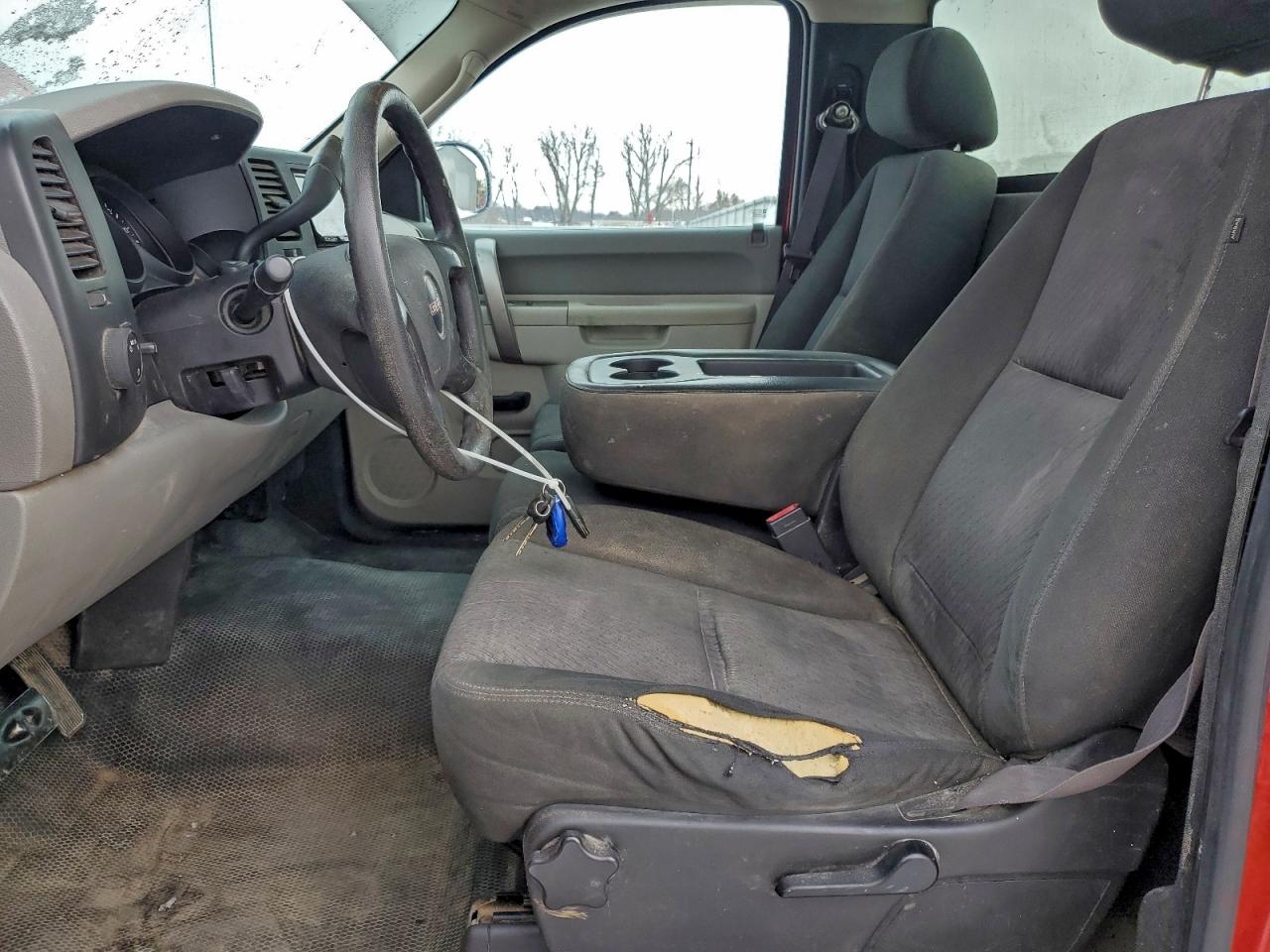 GMC Sierra C1500 Image 8