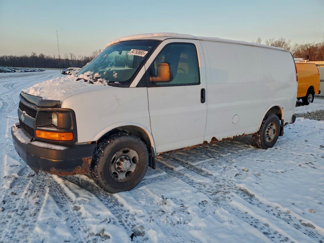 Chevrolet Express Image 1