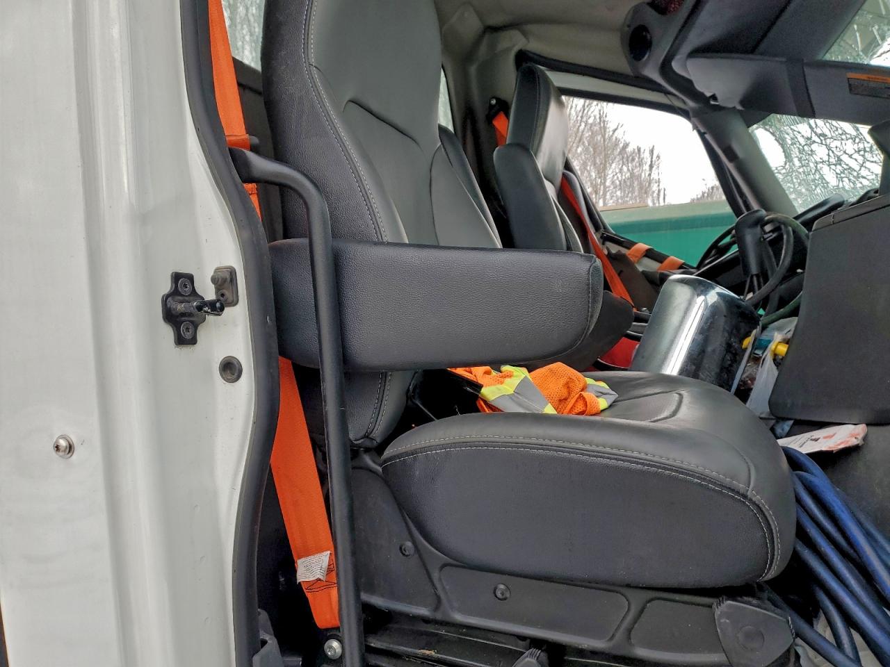 International Lt625 Image 7