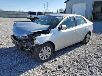 Salvage Kia Forte