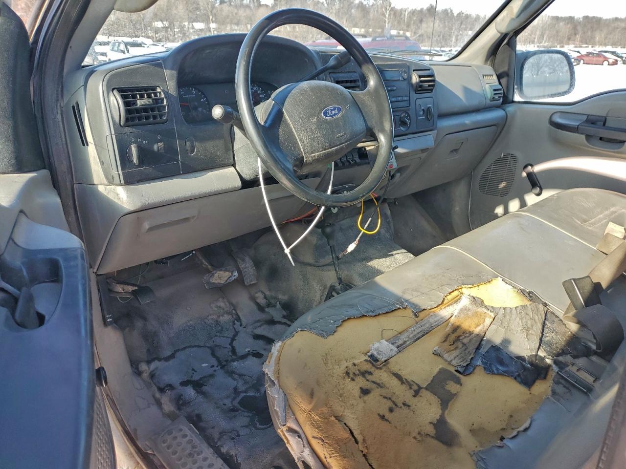 Ford F-350 Srw Super Duty Image 11