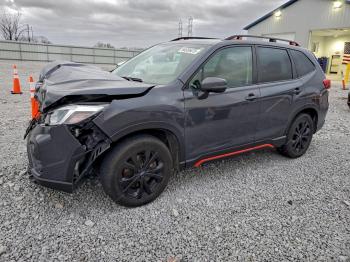  Salvage Subaru Forester
