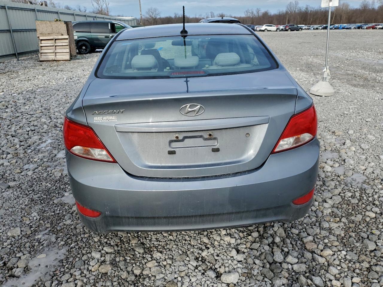 Hyundai ACCENT Se Image 5