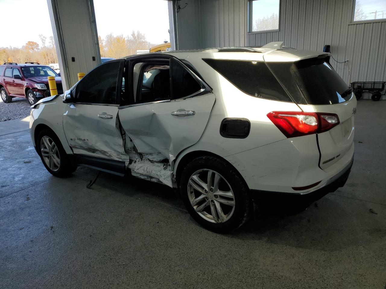 Chevrolet Equinox Premier Image 8