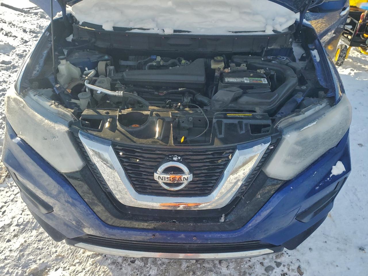 Nissan Rogue S Image 4