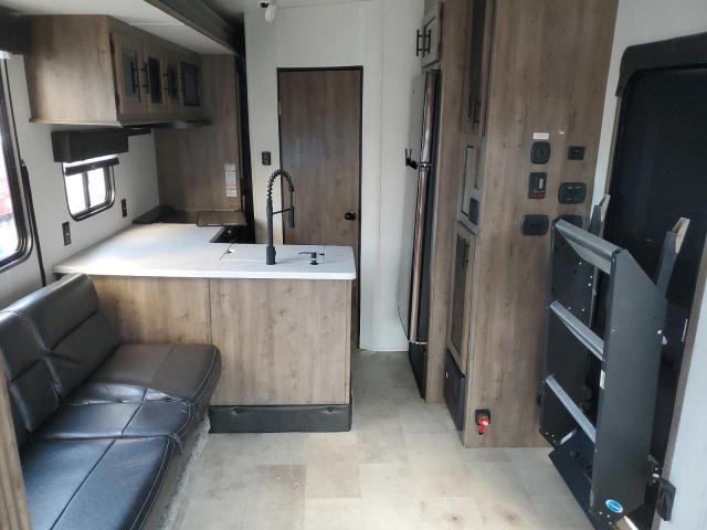 Vengeance Trailer Image 3