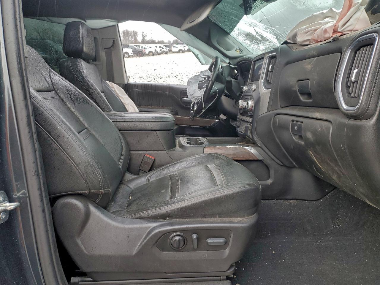 GMC Sierra K3500 Denali Image 8