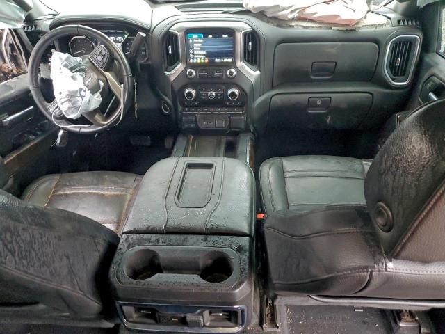 GMC Sierra K3500 Denali Image 7