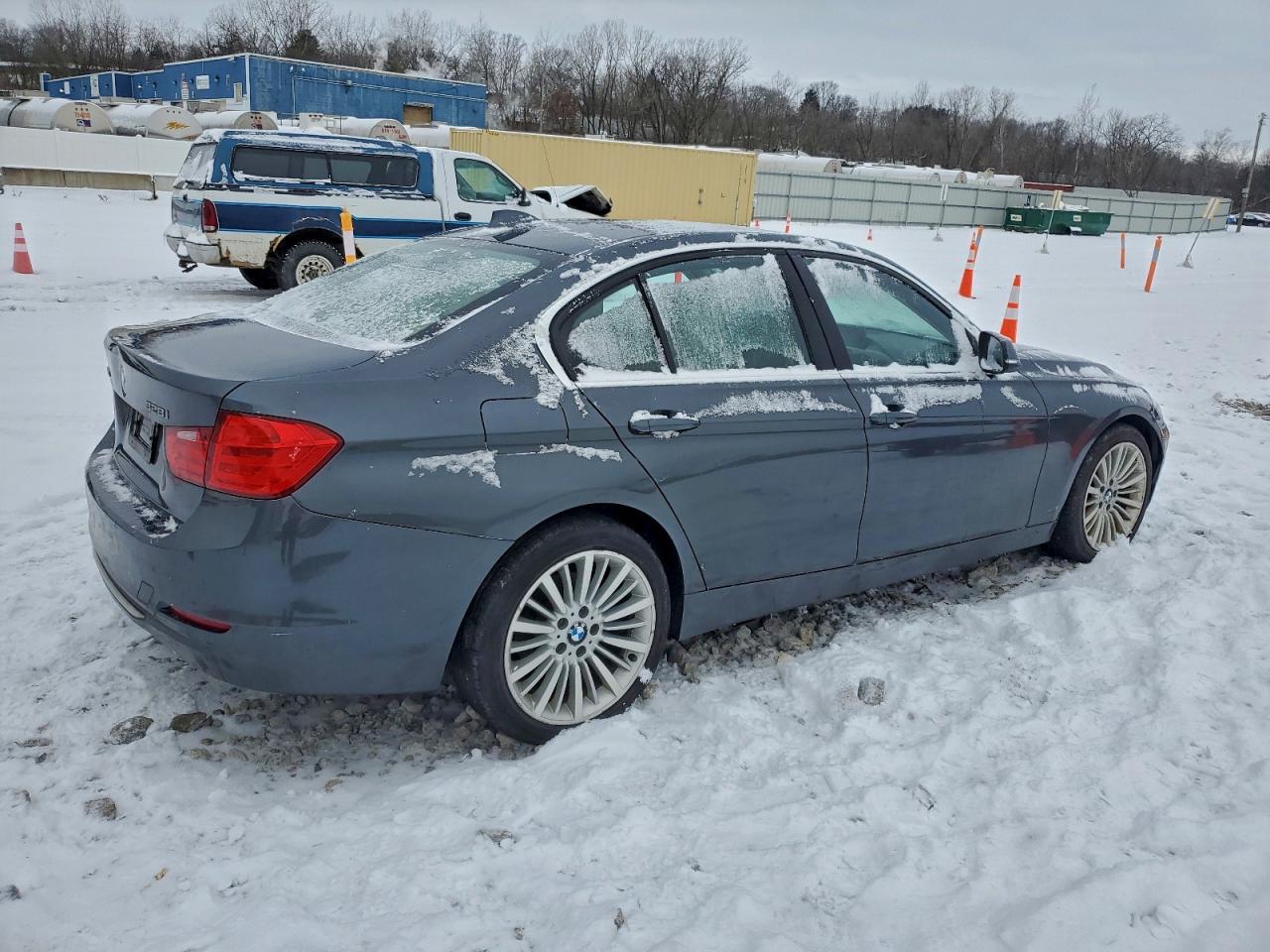 BMW 3 Series Xi Image 6