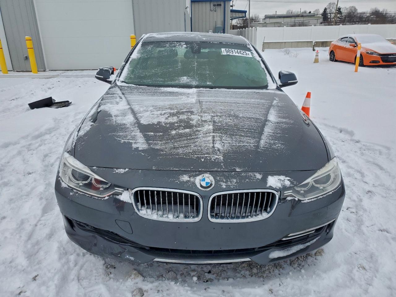 BMW 3 Series Xi Image 2