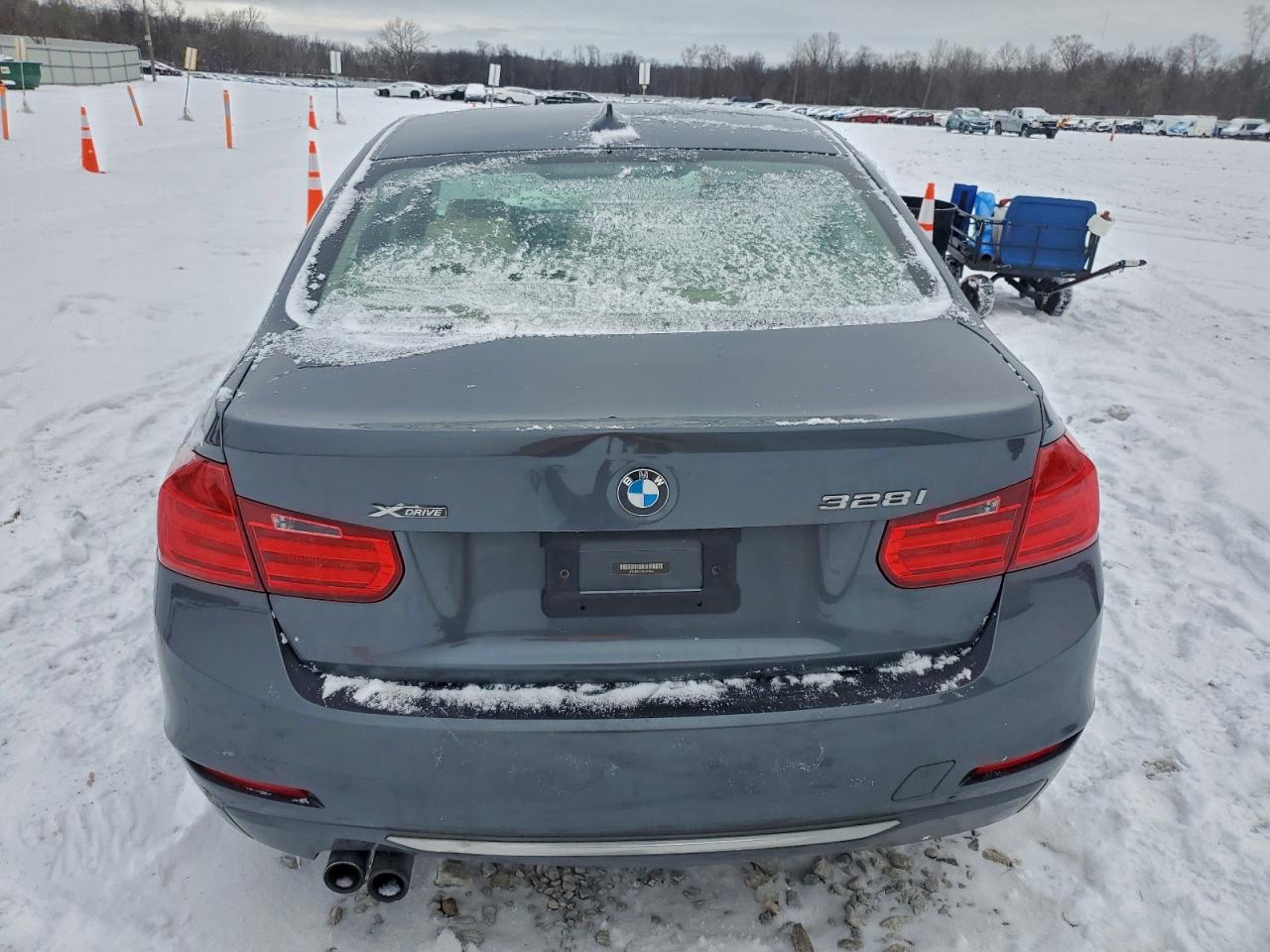 BMW 3 Series Xi Image 3