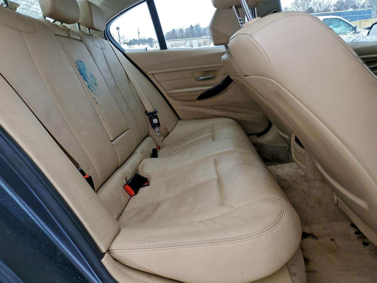 BMW 3 Series Xi Image 8