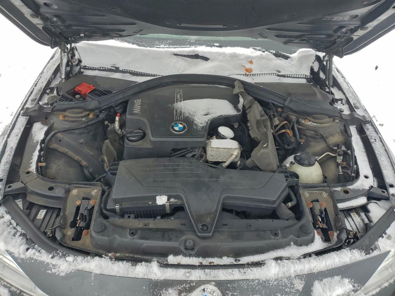 BMW 3 Series Xi Image 9