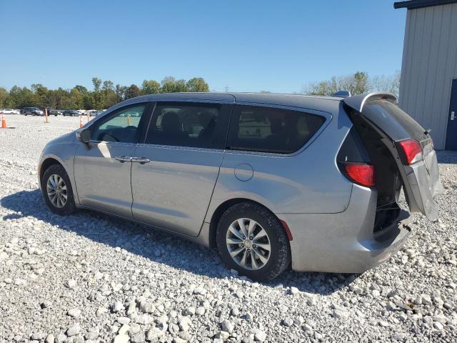 Chrysler Pacifica Touring Image 10