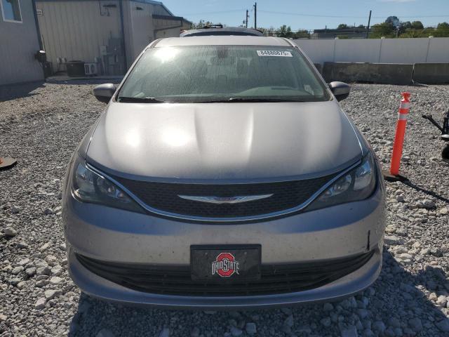 Chrysler Pacifica Touring Image 5