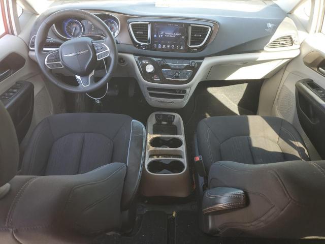 Chrysler Pacifica Touring Image 7