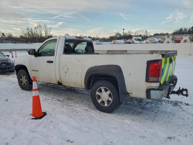 GMC Sierra C1500 Image 2