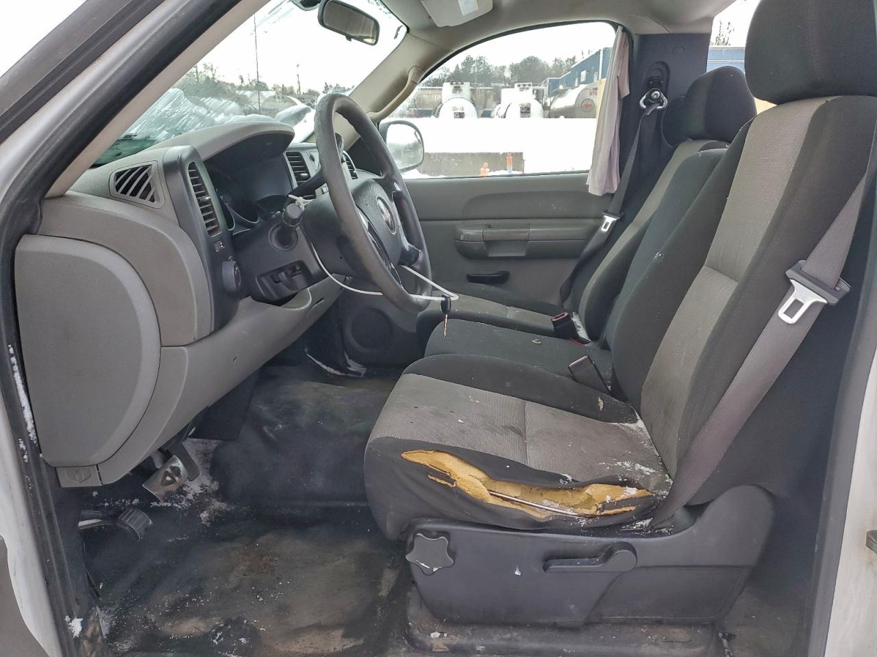 GMC Sierra C1500 Image 5