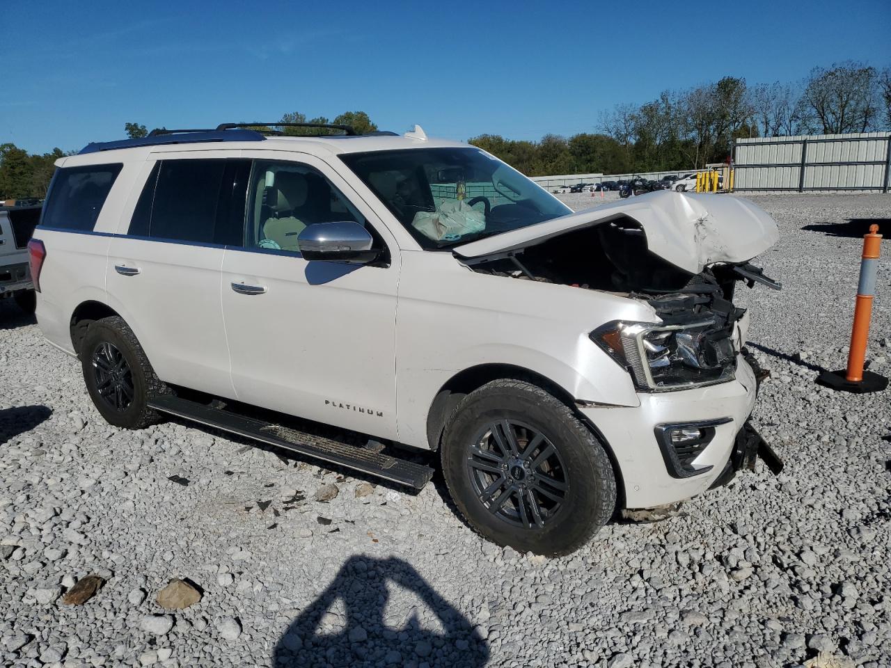 Ford Expedition Platinum Image 3