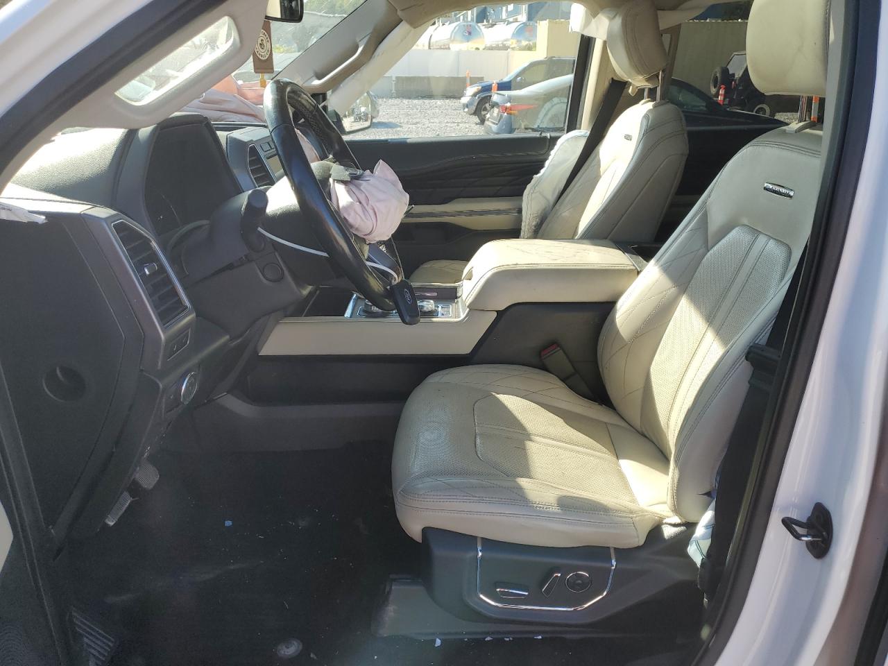 Ford Expedition Platinum Image 13