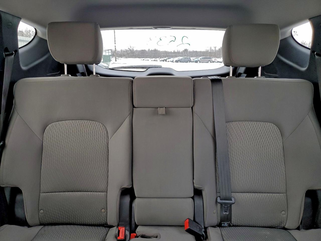 Hyundai SANTA FE Image 13