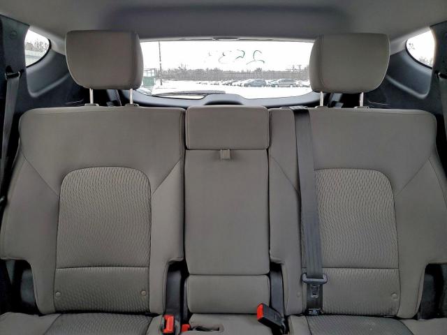 Hyundai SANTA FE Image 13