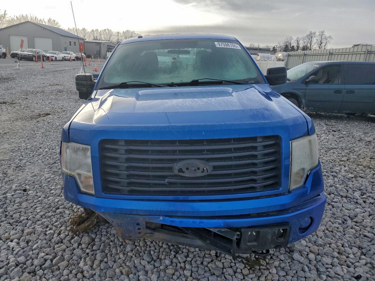Ford F-150 Supercrew Image 5
