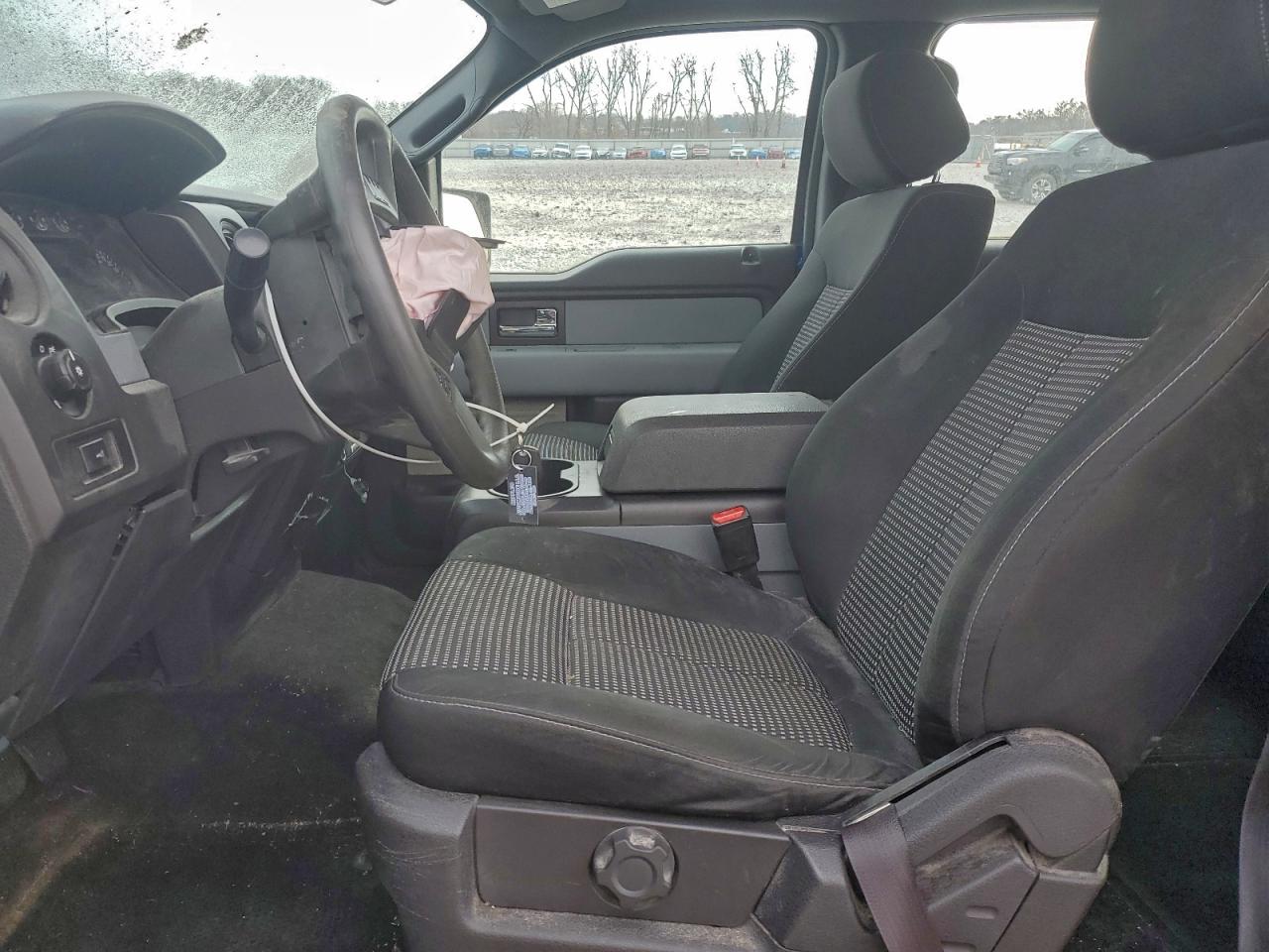 Ford F-150 Supercrew Image 6