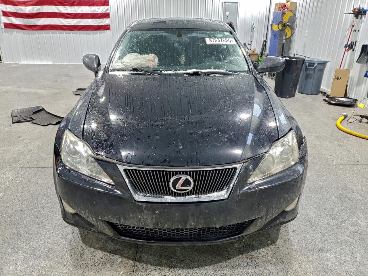 Lexus Is 250 Image 11