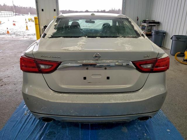 Nissan Maxima 3.5s Image 10