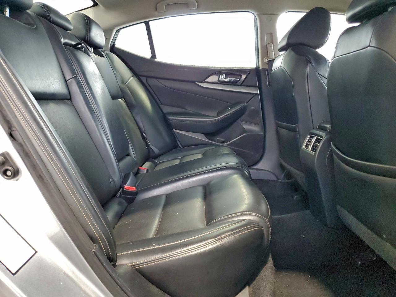 Nissan Maxima 3.5s Image 8