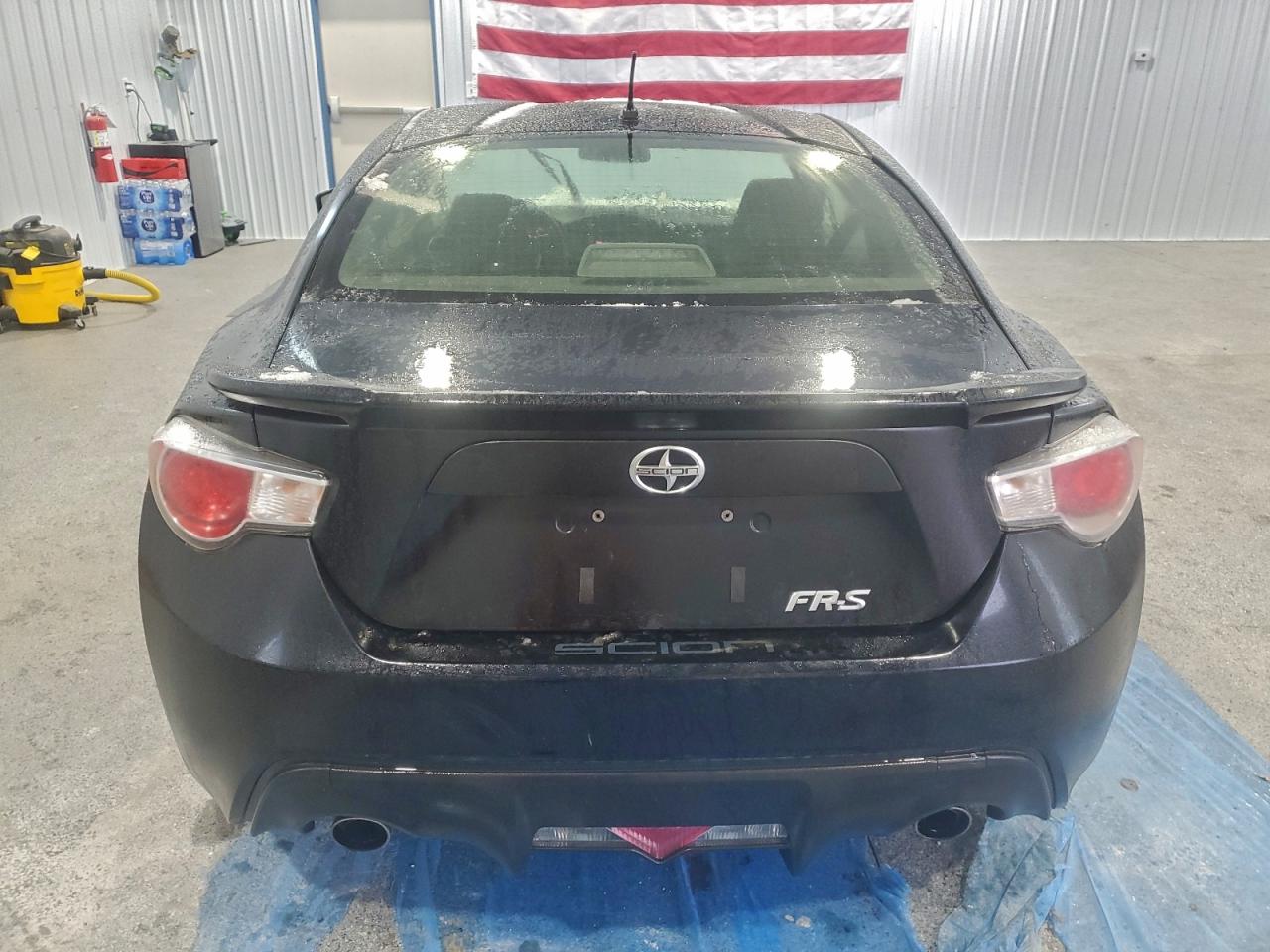 Toyota Scion Image 8