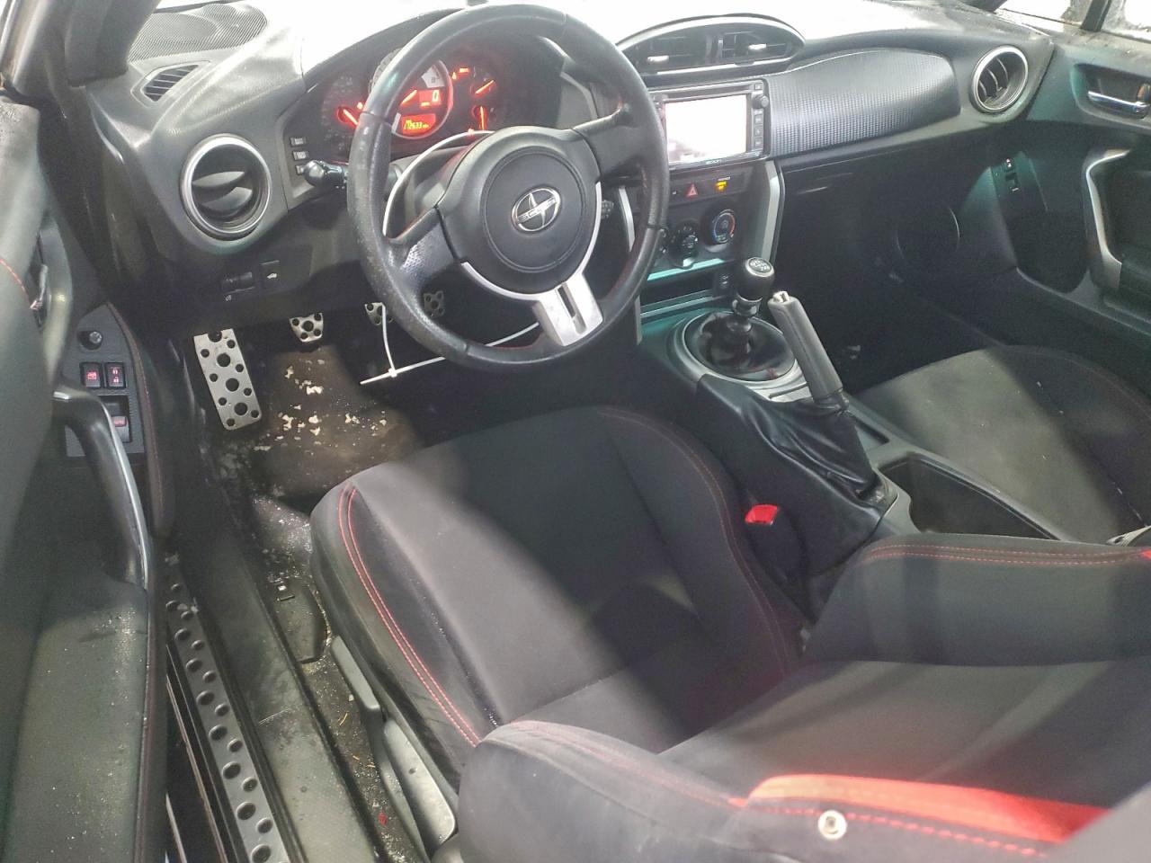 Toyota Scion Image 5