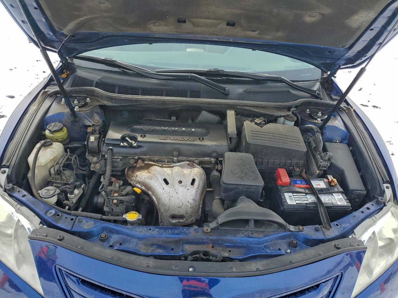 Toyota Camry Ce Image 8