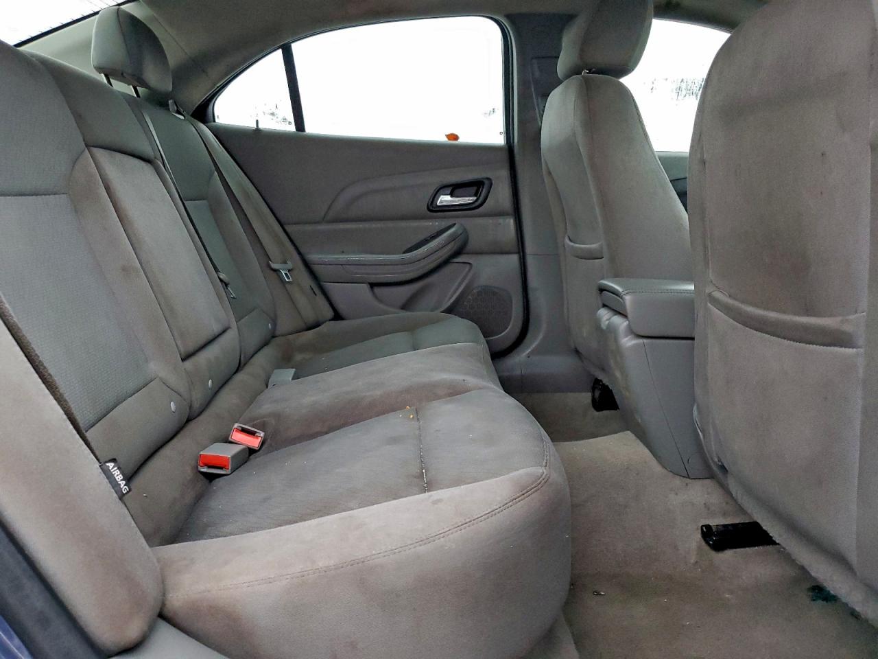 Chevrolet Malibu Ls Image 2