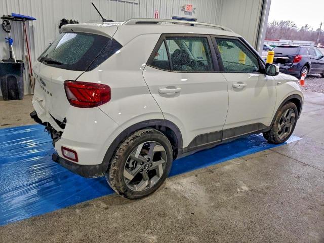 Hyundai VENUE Sel Image 5