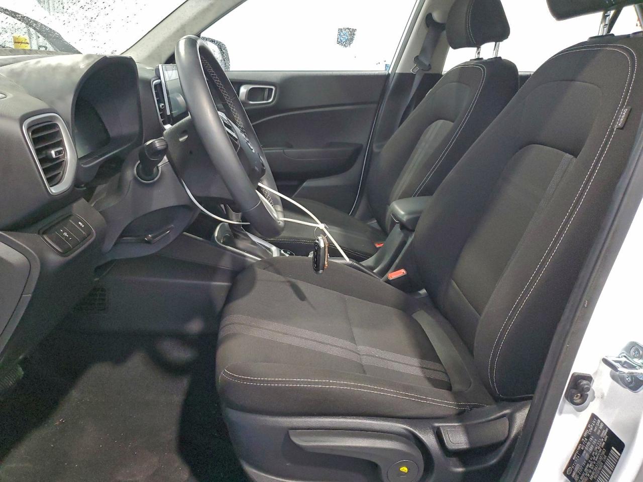 Hyundai VENUE Sel Image 8