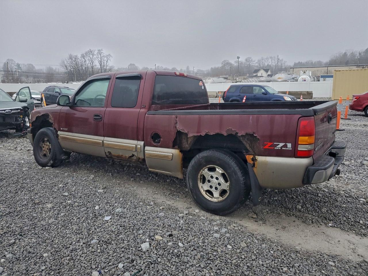 Chevrolet Silverado K1500 Image 2