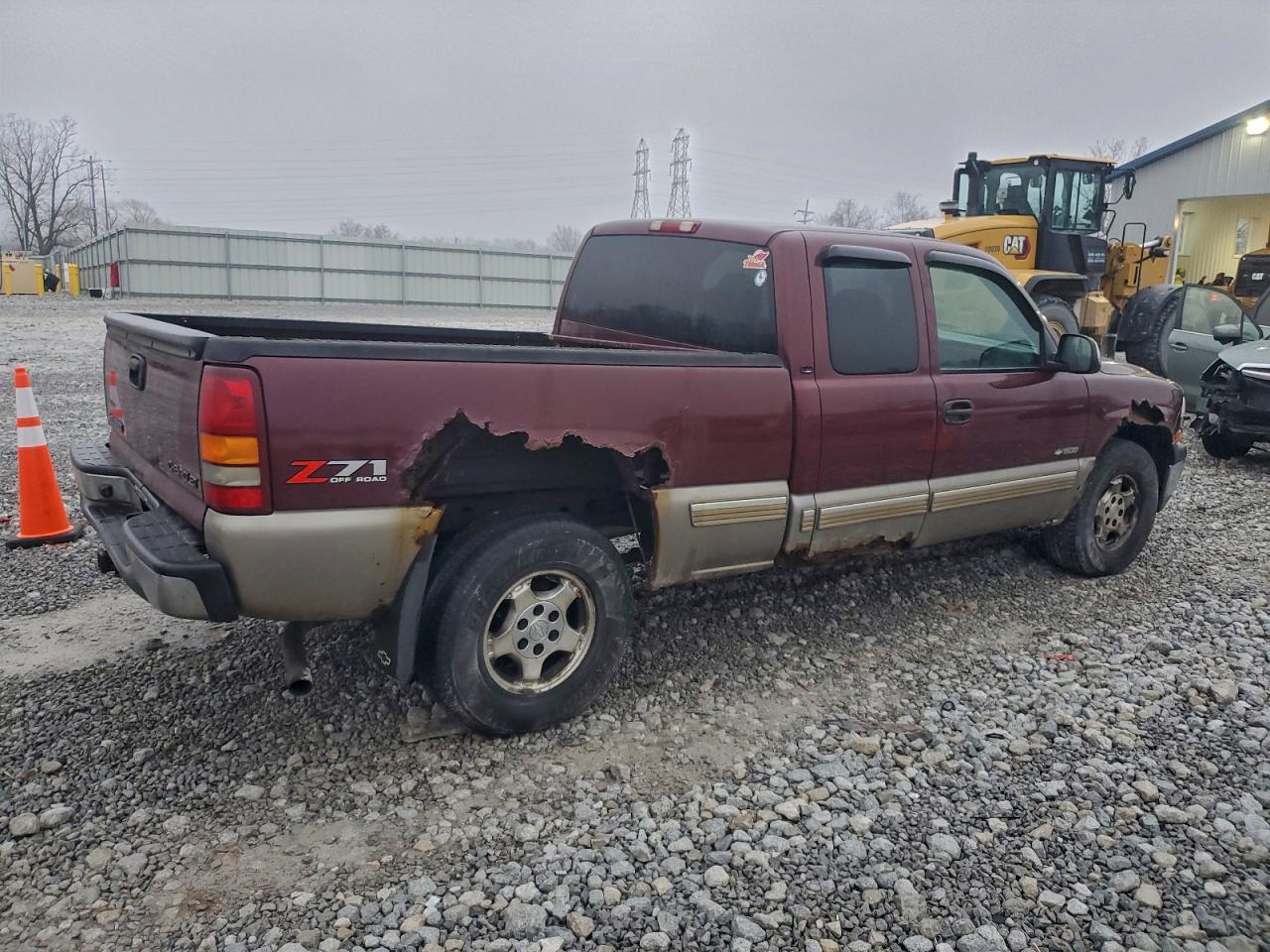 Chevrolet Silverado K1500 Image 3