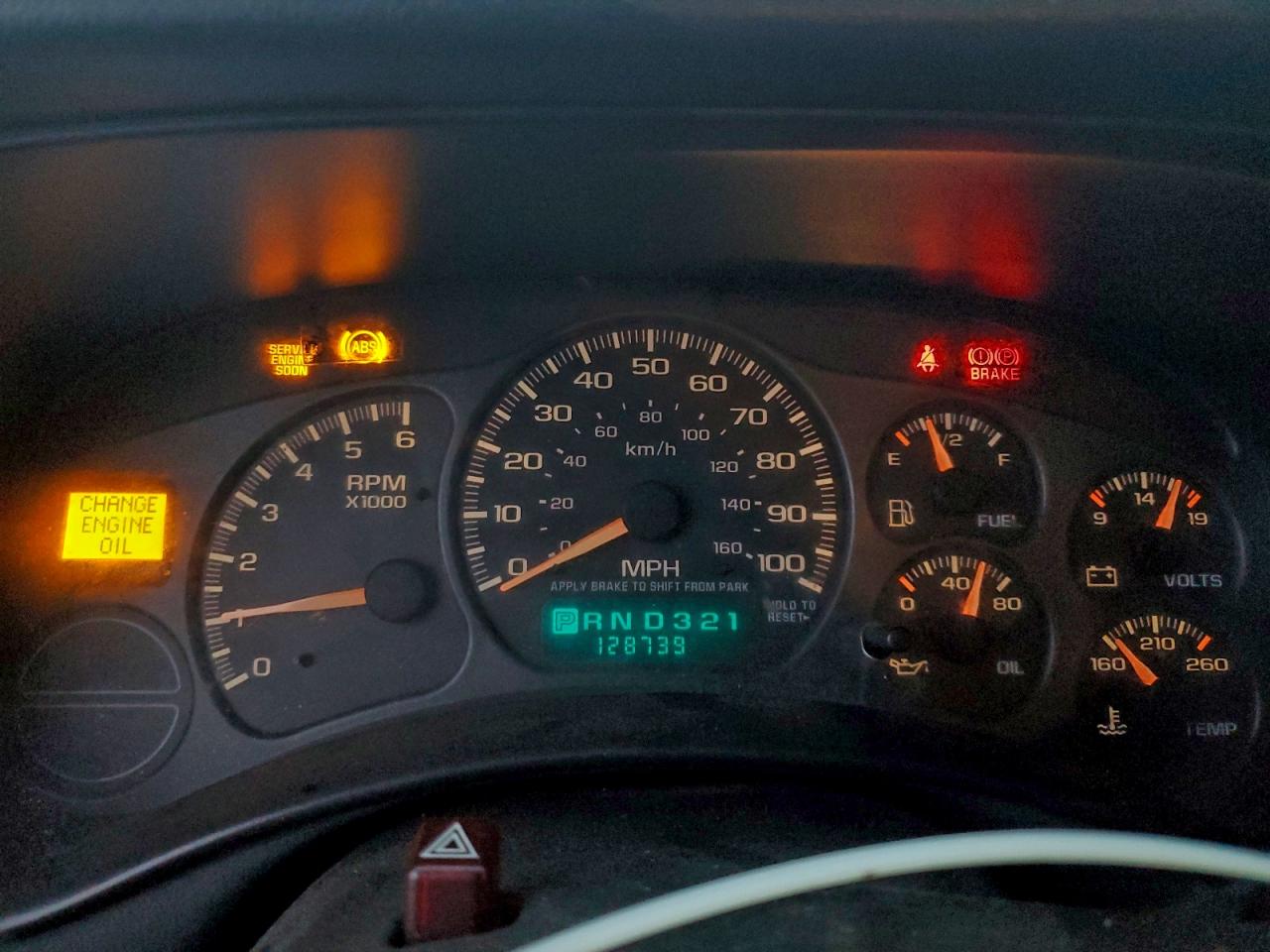 Chevrolet Silverado K1500 Image 7