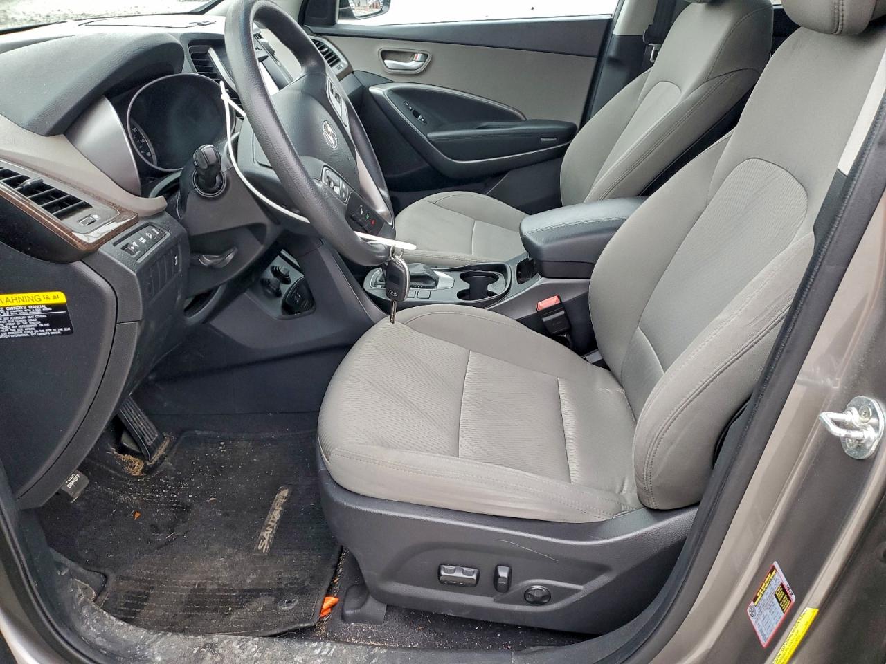 Hyundai SANTA FE Image 10