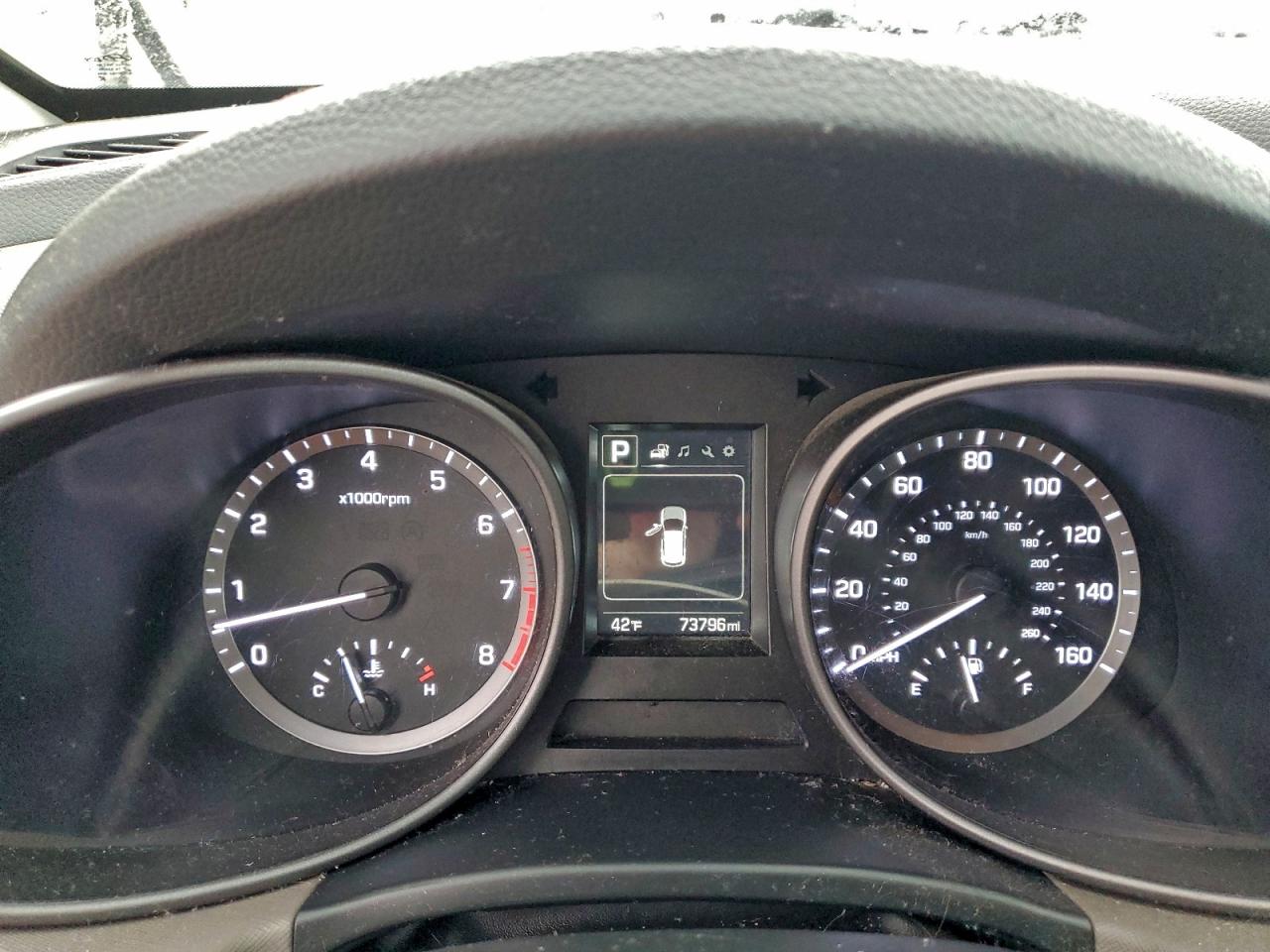 Hyundai SANTA FE Image 9