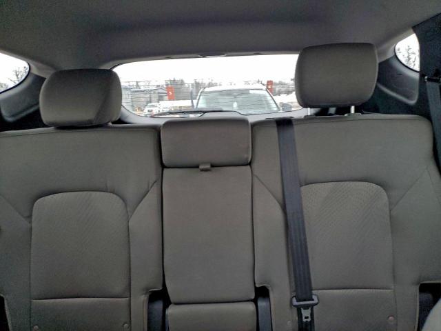 Hyundai SANTA FE Image 7