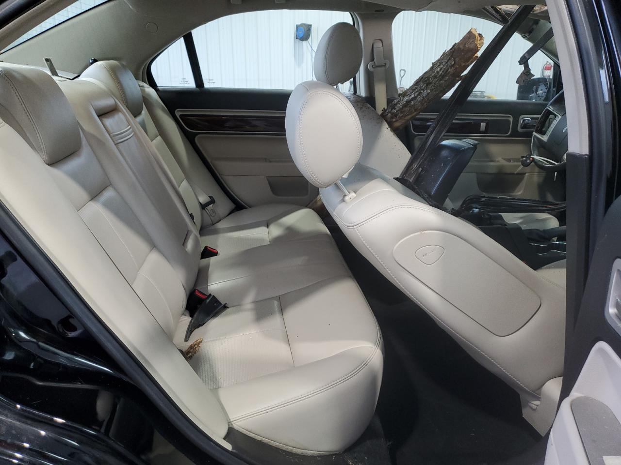 Lincoln Zephyr Image 8