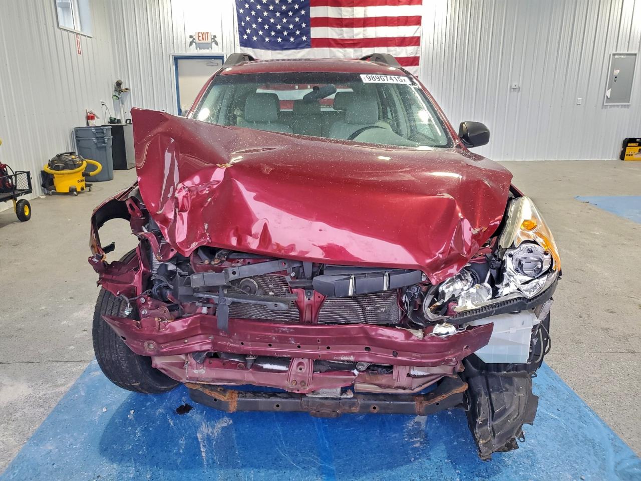 Subaru Outback 2.5i Image 8