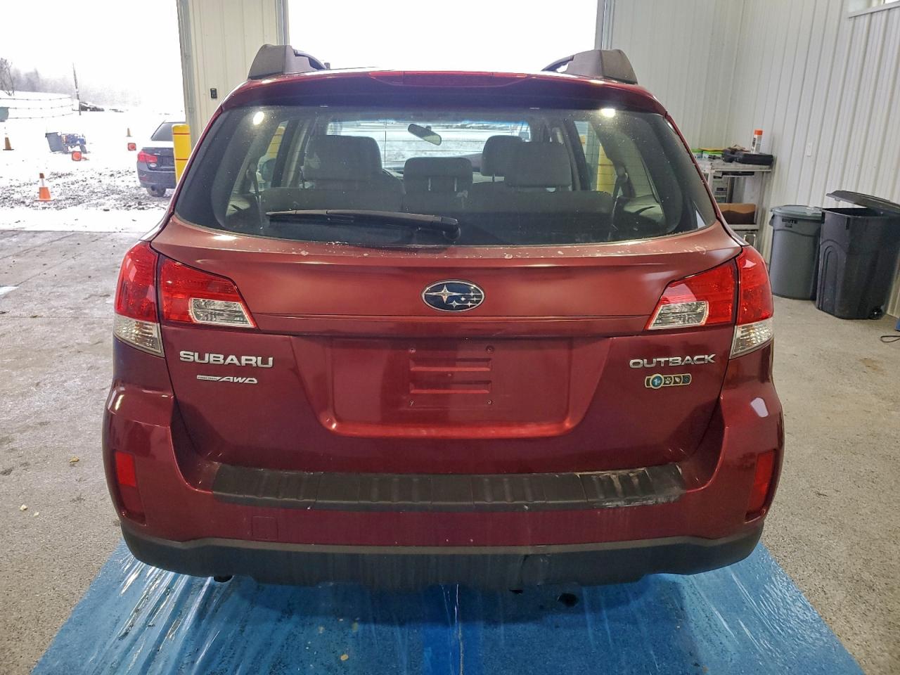 Subaru Outback 2.5i Image 3