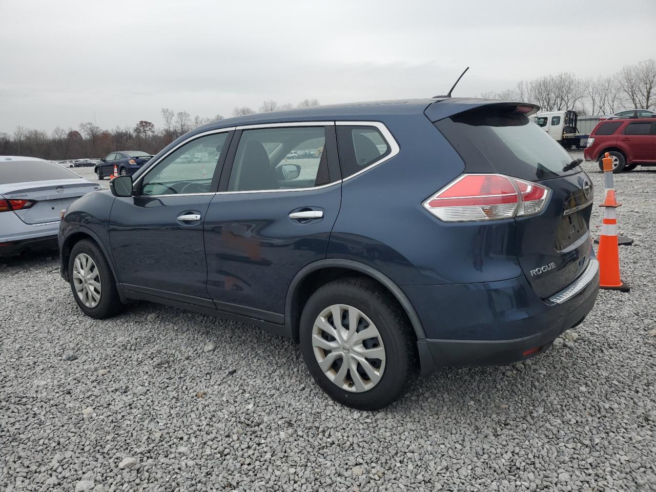 Nissan Rogue S Image 12