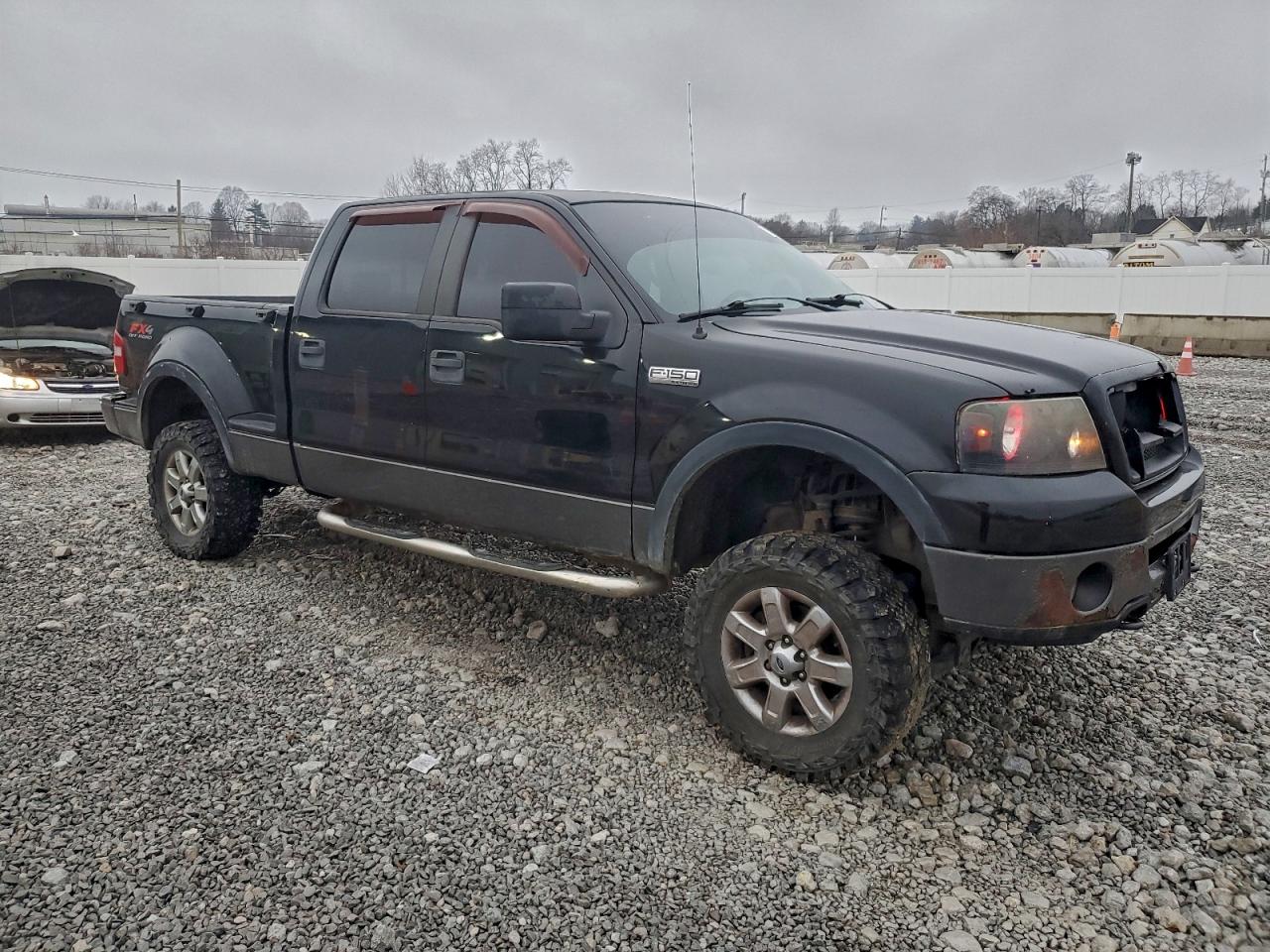 Ford F-150 Supercrew Image 6