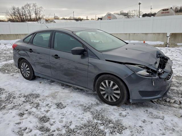 Ford Focus S Image 8